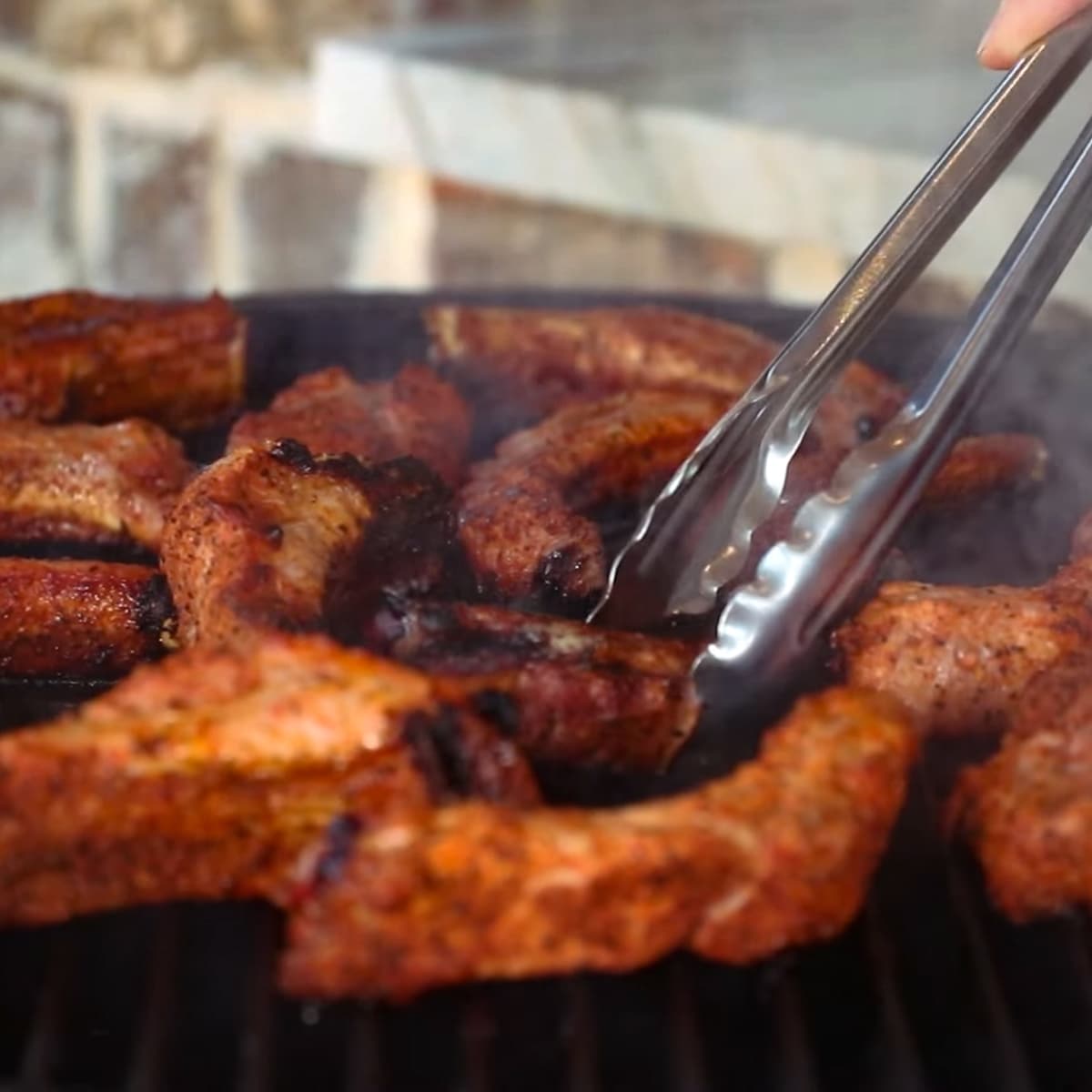 Hot Cherry Buffalo Ribs, Goldens' Cast Iron